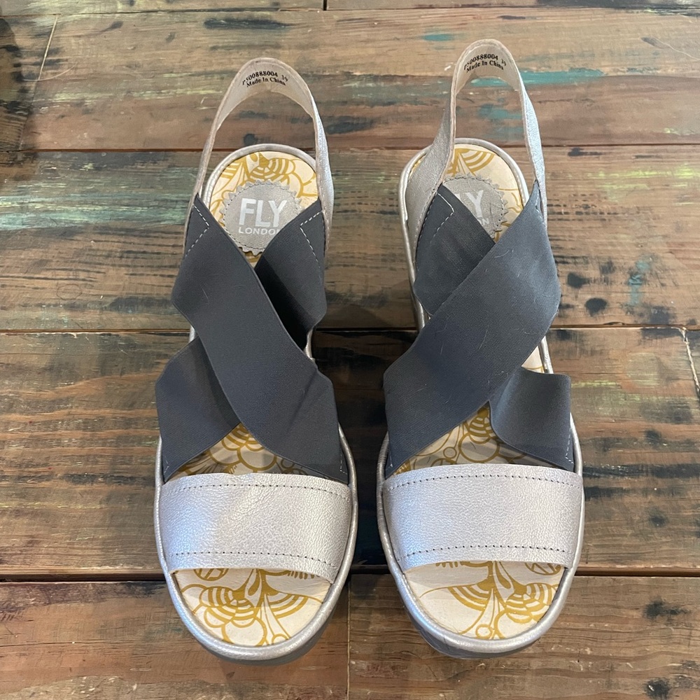 Fly London Yuji Wedge Sandals Size 39